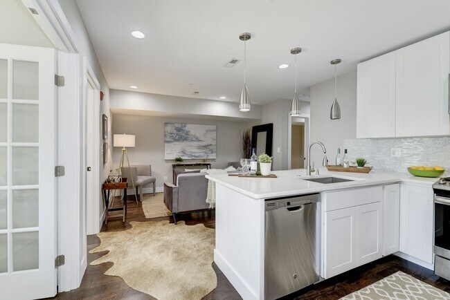 Foto del edificio - 528 Kennedy St NW