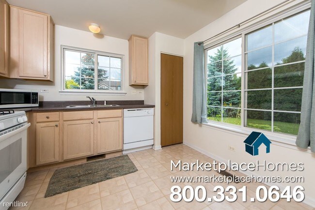Building Photo - 2 br, 2 bath  - 2884 Sorrel Row