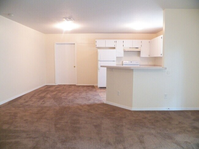 Foto del edificio - Great 3/2 Home W/ Fenced Yard