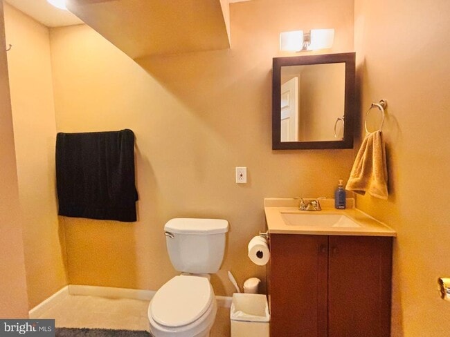 Building Photo - 6 Forest Vista Ln