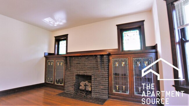 Foto del edificio - 2825 W Logan Blvd
