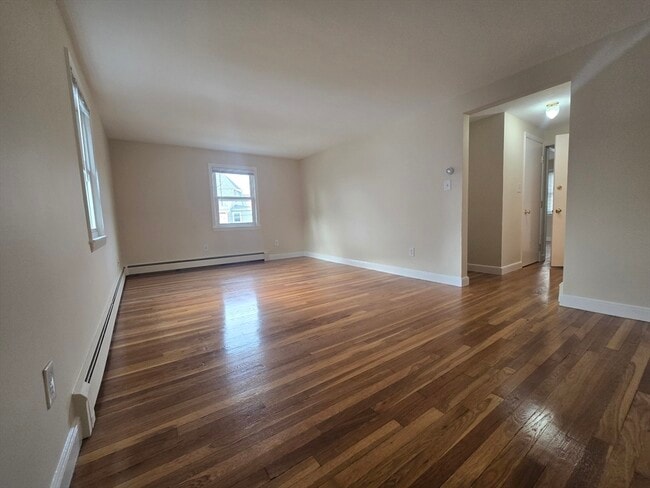 Building Photo - 5 Tappan St