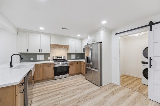 Foto del edificio - 3411 80th St