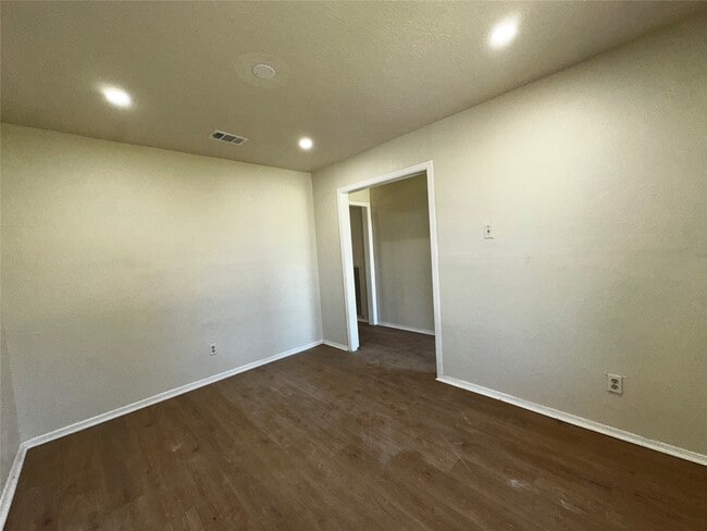 Building Photo - 12815 Segrest Dr