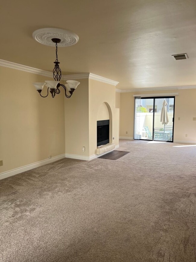 Foto del edificio - Meticulously maintained condo - 2 main bed...