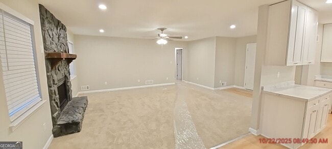 Building Photo - 125 Highland Dr