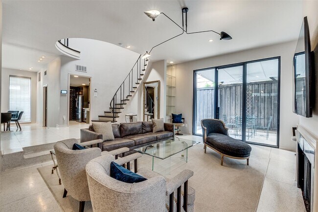 Foto del edificio - 3717 Prescott Ave