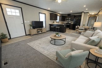 Building Photo - 15861 Marentette Dr