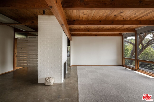 Foto del edificio - 2020 Mayview Dr