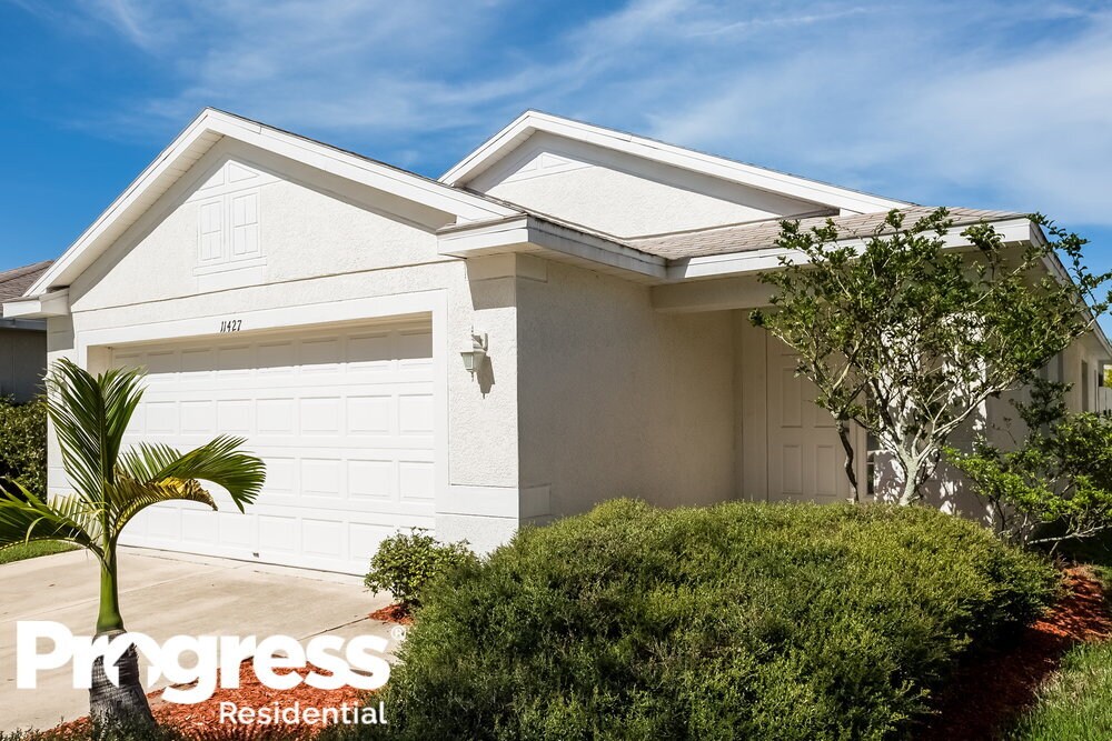 11427 Crestlake Village Dr, Riverview, FL 33569 House Rental in