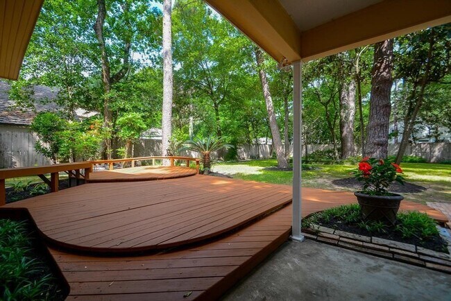 Foto del edificio - 6702 Moccasin Bend Dr