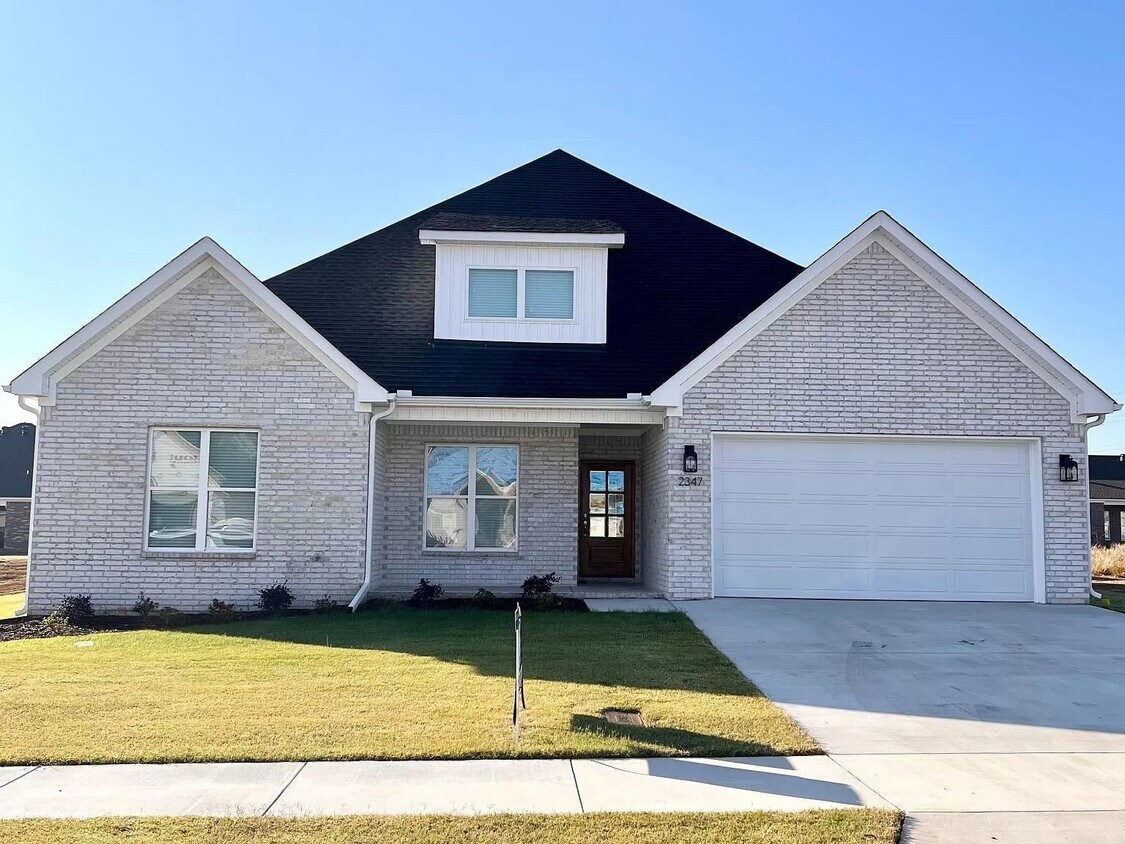 Adorable family home Apartment for Rent in Conway, AR