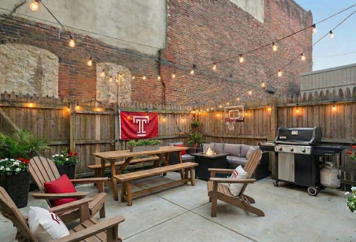 Stunning 6-Bedroom Townhome Near Temple University! Available August 2026! - Stunning 6-Bedroom Townhome Near Temple University! Available August 2026!