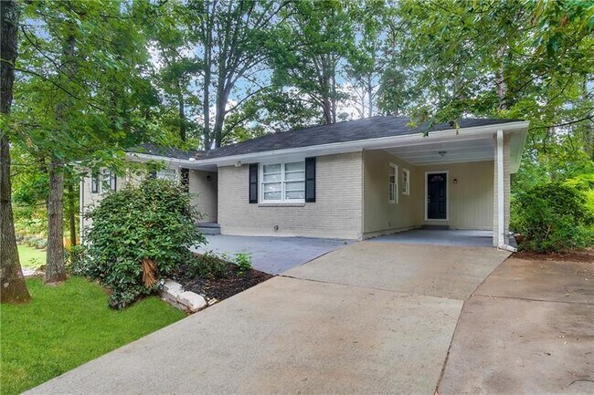 Building Photo - 1814 Mary Lou Ln SE