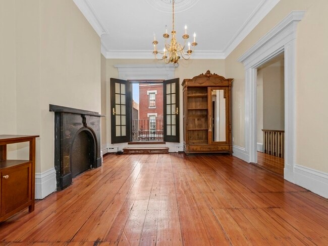 Building Photo - 46 Harvard St