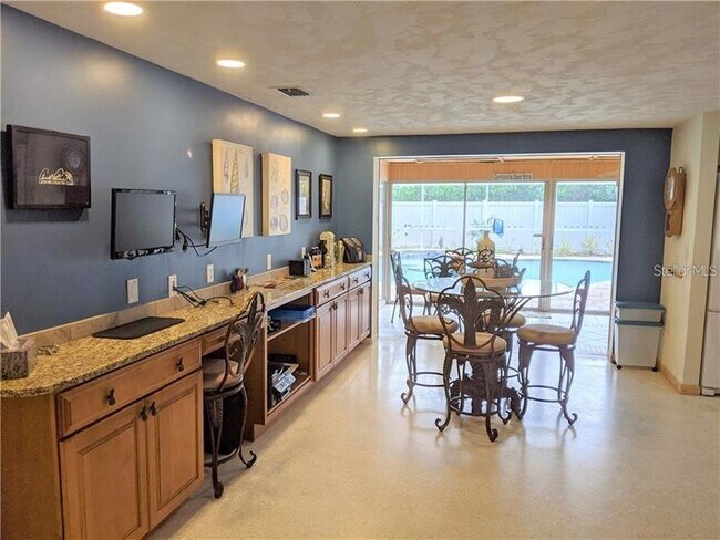 Foto del edificio - 3067 Lockwood Terrace