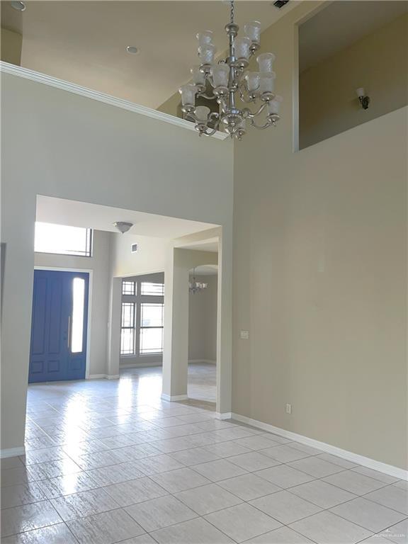 Foto del edificio - 2438 E 5th St