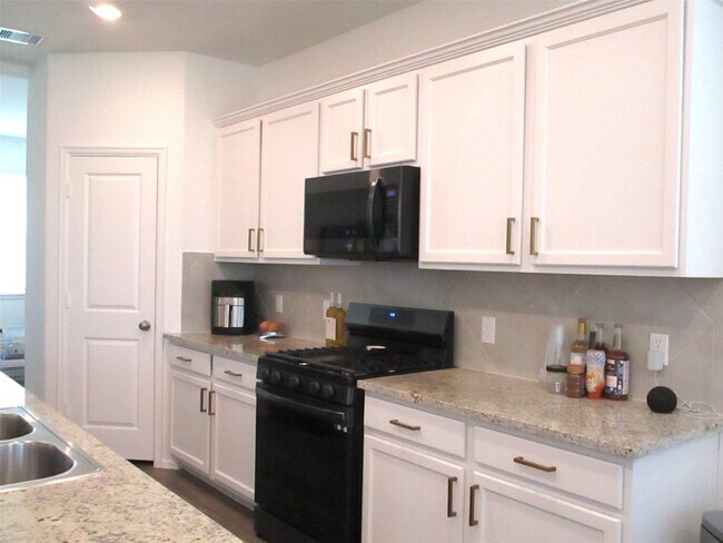 Foto del edificio - 9323 Darby Knoll Wy