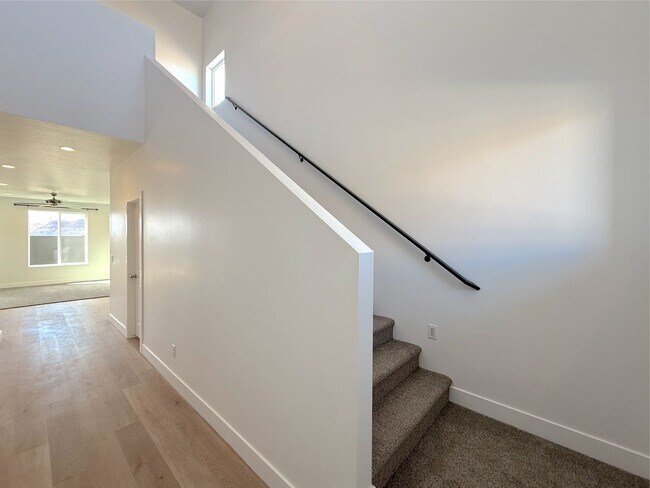 Foto del edificio - Brand New 3 bed, 2.5 Bath 1 car garage Townhome