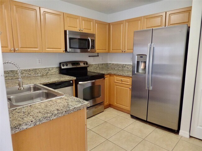 Building Photo - 14358 SW 9th Ct