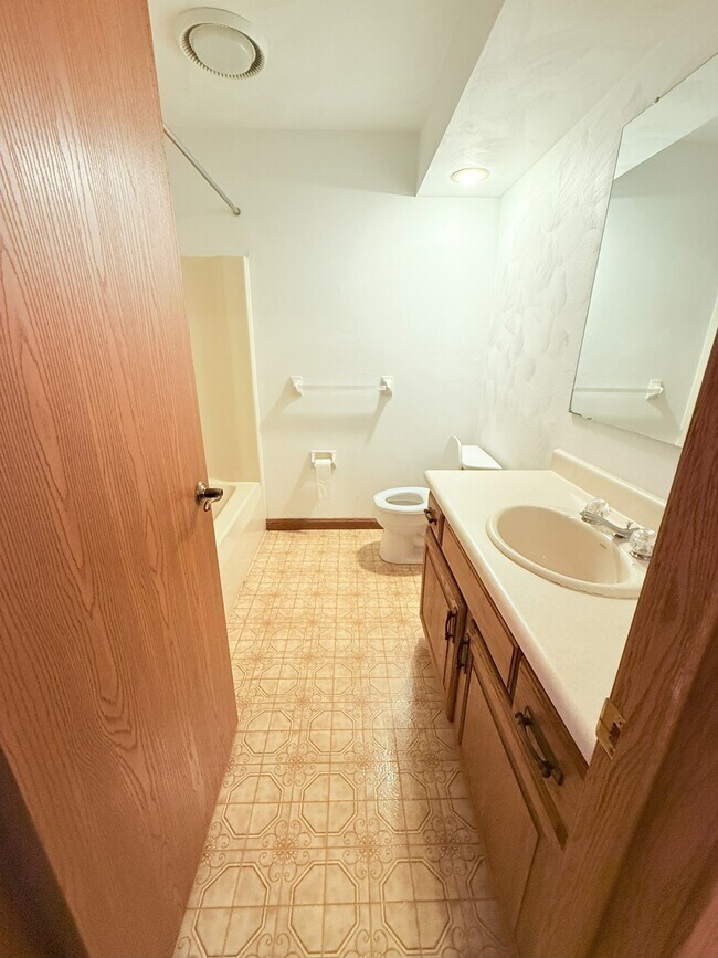 Foto del edificio - 4506 Greengarden Blvd