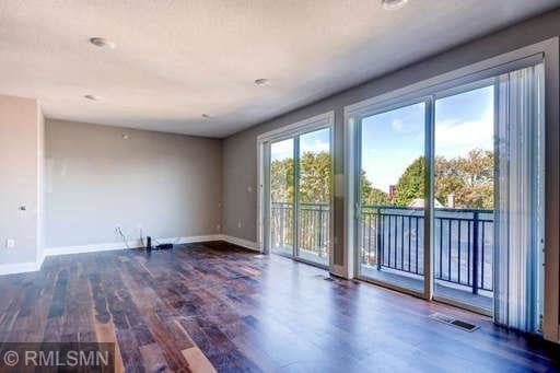 Building Photo - 2817 Girard Ave S