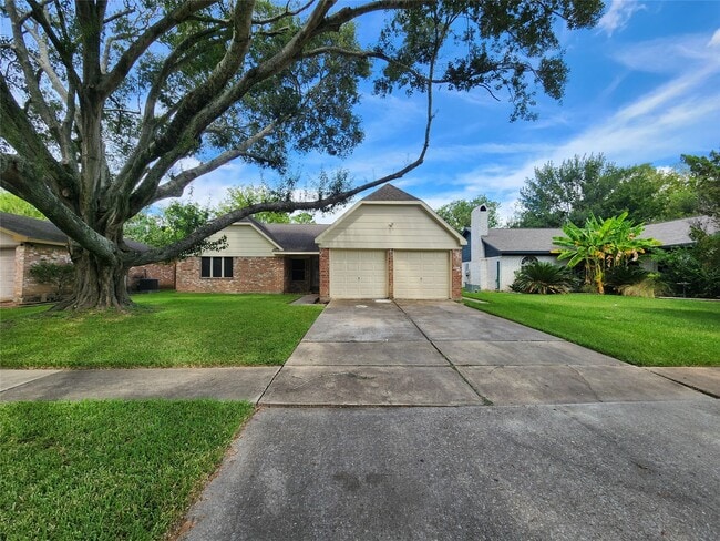 Building Photo - 2314 Stillmeadow Dr