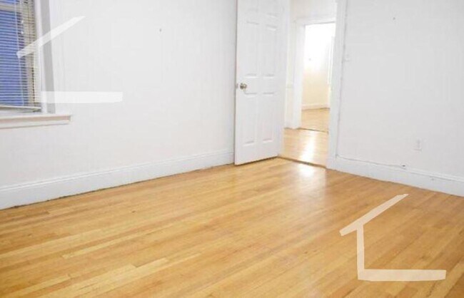 Building Photo - 1850 Commonwealth Ave., #52, Boston