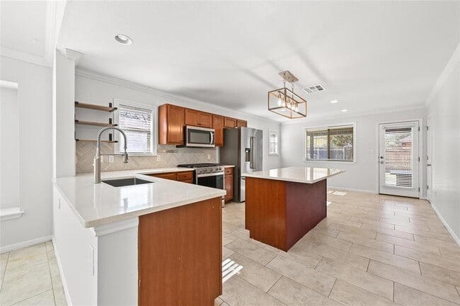 Foto del edificio - 6909 Bay City Bend