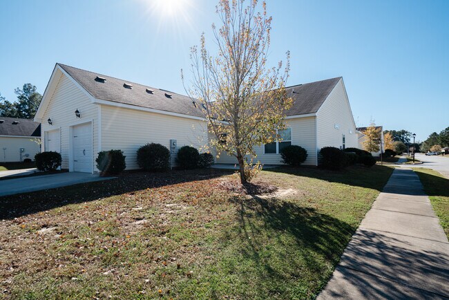 Foto del edificio - 600 Trellis Square