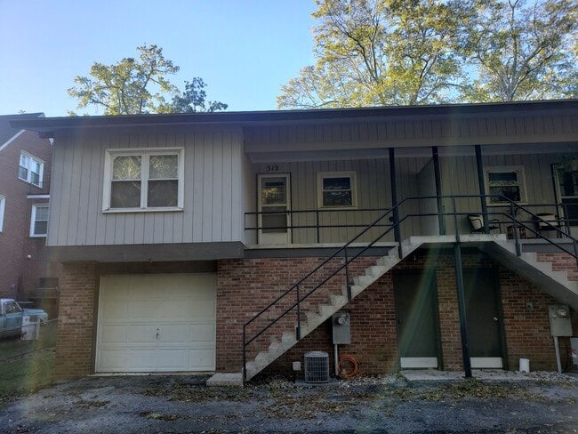 Building Photo - 312 Croft St