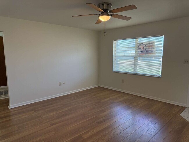 Foto del edificio - "Charming 2-Bedroom Retreat with optional studio on Coral Avenue – Cozy Comfort Awaits in Kissimm...