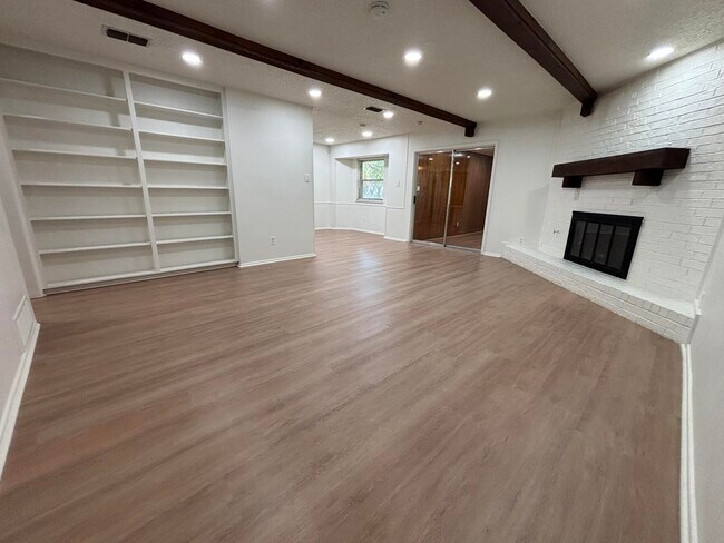 Foto del edificio - 4518 77th St