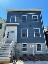 Building Photo - 342 Townsend St