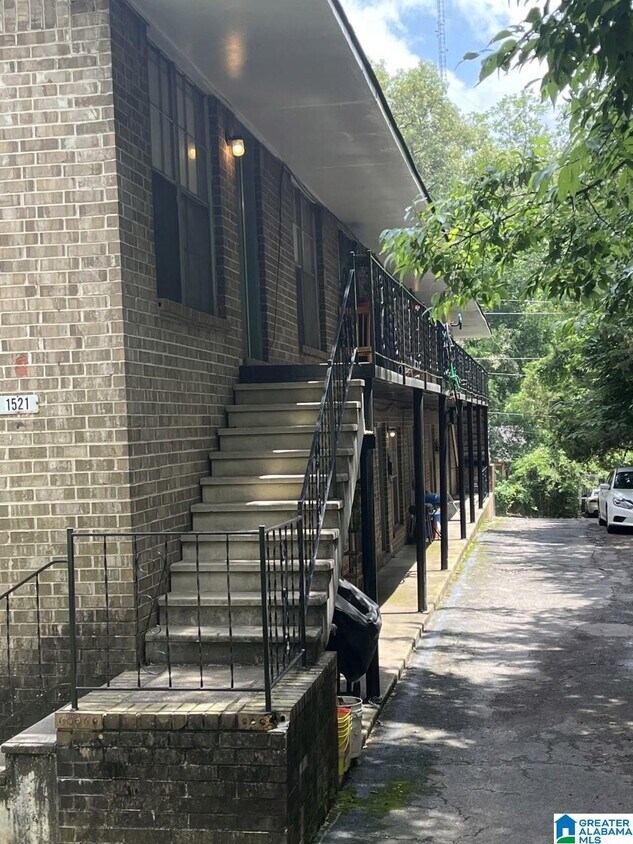 Primary Photo - 1521 14th Ave S