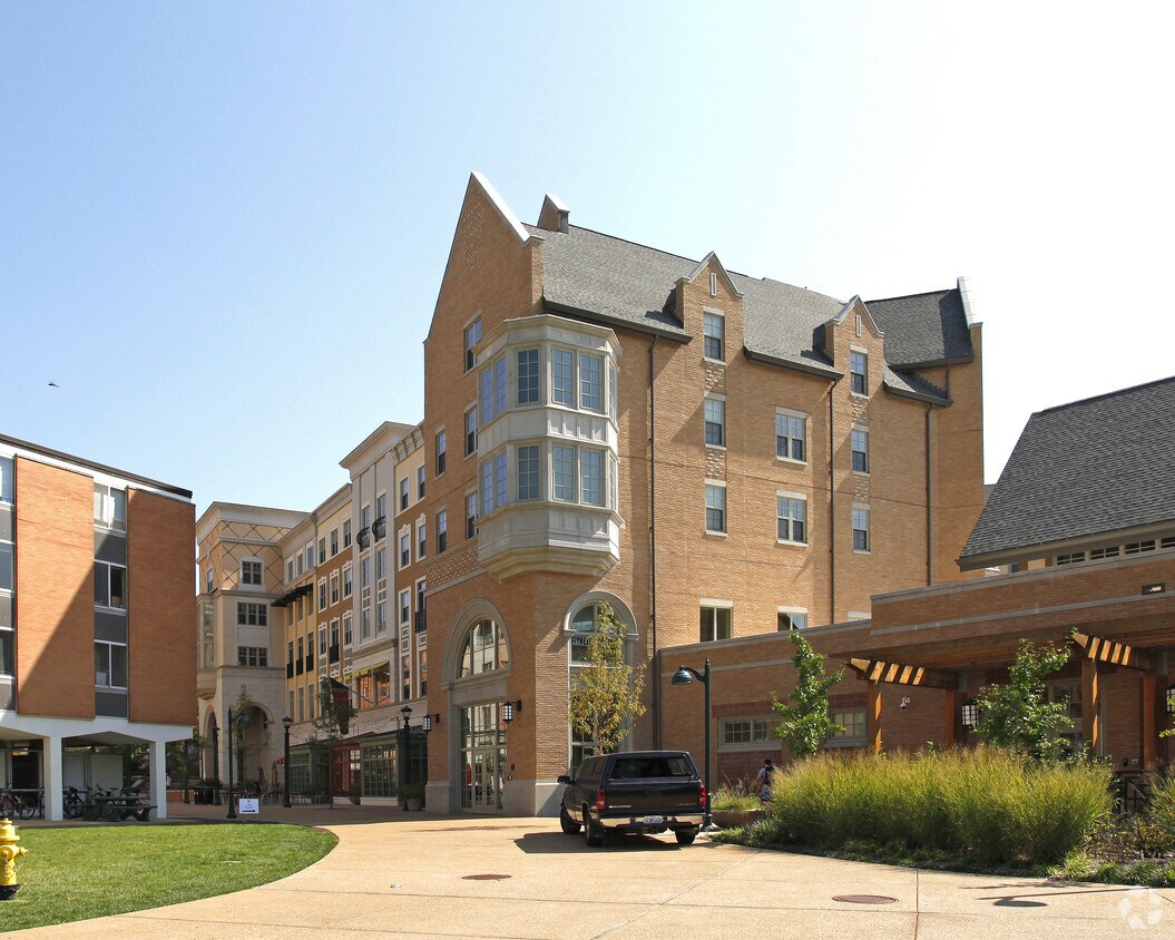 Foto del edificio - South 40 House & Eliot House