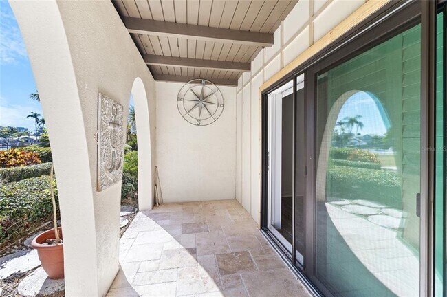 Building Photo - 505 Plaza Seville Ct