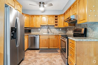 Building Photo - 2722 Peer Ln
