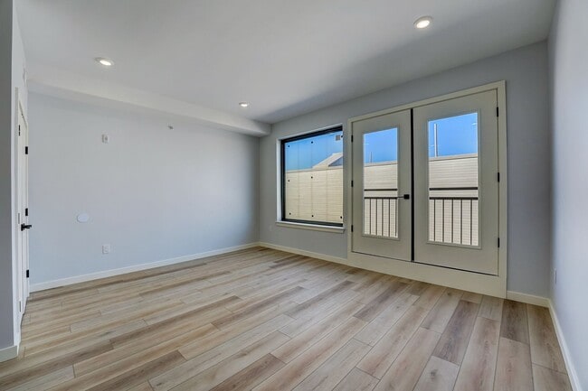 Building Photo - 1112 E Berks St