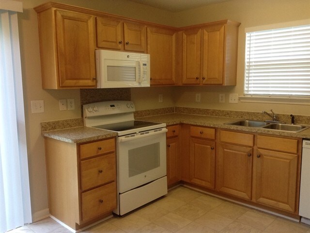 Building Photo - 7800 Rabbits Foot Lane
