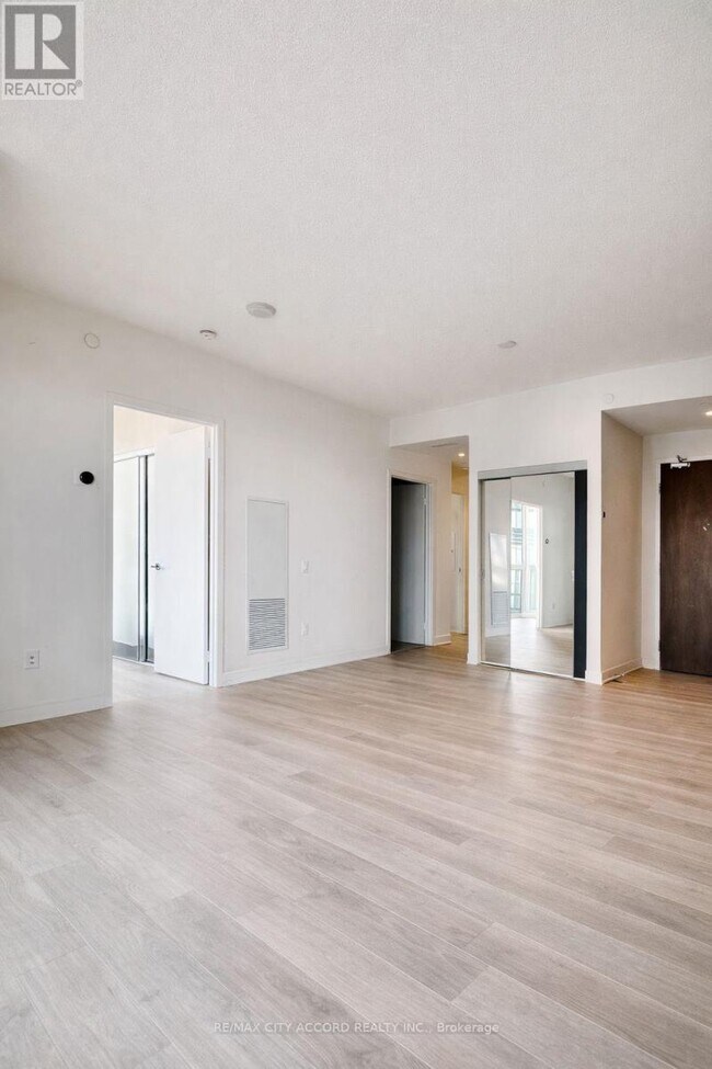 Building Photo - 90 Queens Wharf Rd