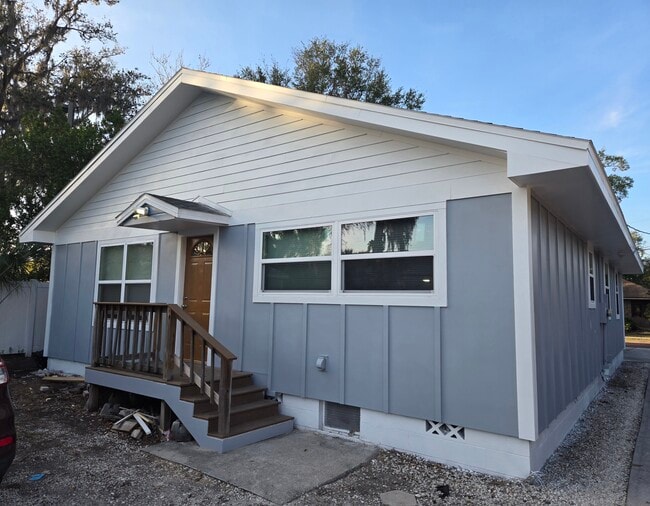Rear Exterior View - 1520 Woodward St Apartments