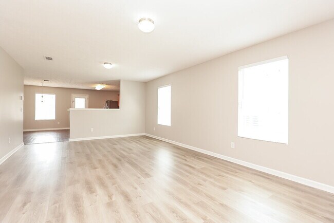 Building Photo - 3618 Blaze Dr