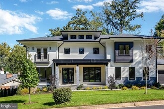 Building Photo - 6226 Kellogg Dr