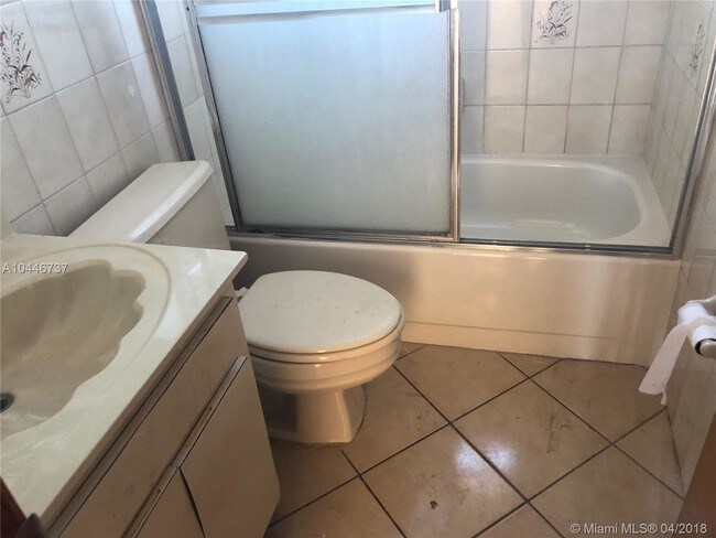 Foto del edificio - 749 E 44th St