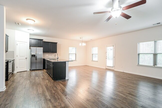 Foto del edificio - 4310 Drifter Dr