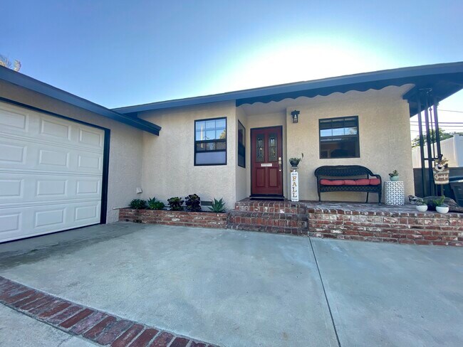 Building Photo - 21225 Marjorie Ave