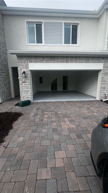 Building Photo - 320 Nine Iron Dr