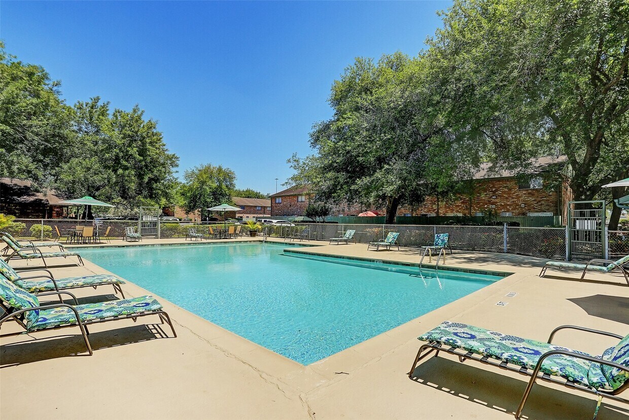 Foto del edificio - 1145 Lyric Ln