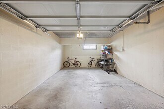 Building Photo - 7687 Pebble Creek Cir